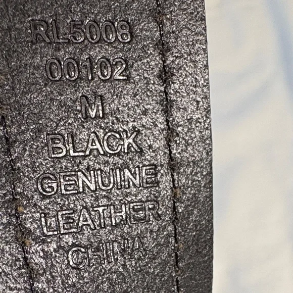 Elegant Vintage Black Leather Belt with Silver Buckle - Size M - Picture 3 of 8